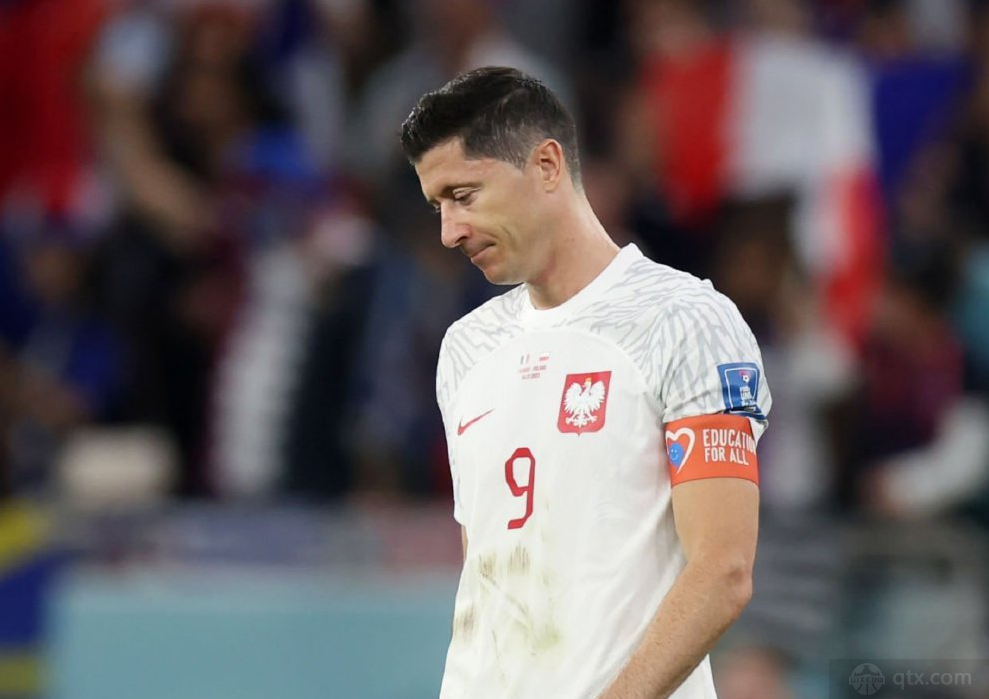 莱万不确定是否参加2026世界杯