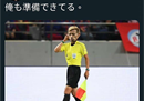 论本田圭佑淘汰赛首发阵容的四后卫阵型。