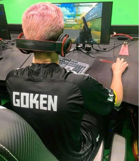 Goken的手枪绝活惊艳四座