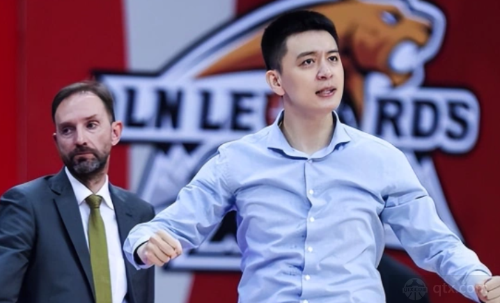 辽宁男篮现任主帅杨鸣
