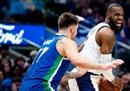 最新一场NBA，独行侠，124-115，以38分6篮板5助攻击败湖人詹姆斯，难以阻止4连败。