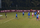 中超:上海申花3-0沧州雄狮于打破僵局，锁定胜局。