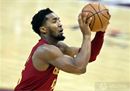 骑士vs尼克明日NBA预测推荐及大小分析米切尔vs布伦森将决定比赛走势。