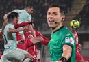 国际米兰2-2蒙扎裁判在一个月有争议的判罚后道歉。