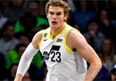 NBA爵士最新报告126-103快船马克卡宁34分12篮板康利17分9助攻。