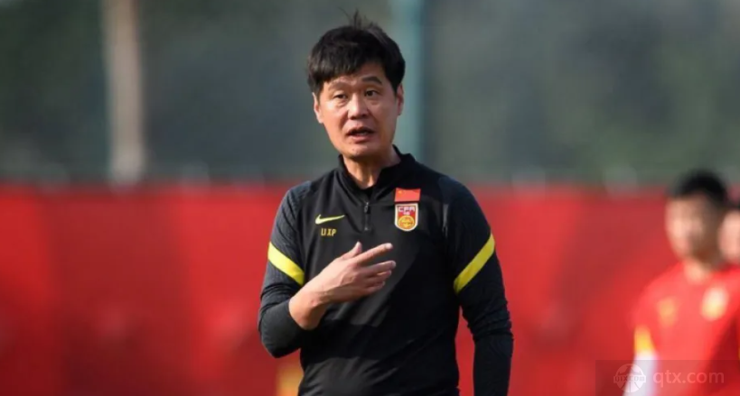 李霄鹏