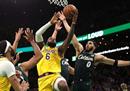nba今日最新情况:凯尔特人125-121湖人布朗37分9篮板詹姆斯41分。