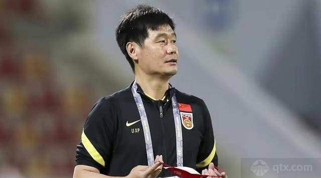 李霄鹏