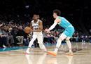 NBA常规赛黄蜂120-110马刺鲍尔28分12篮板10帮助华盛顿拿到22分。