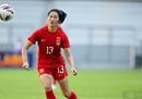 据透露，中国女足将于4月赴欧洲集训，并将与瑞士女足和西班牙女足进行热身赛。