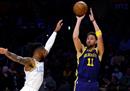 nba今日最新情况:湖人124-111勇士比斯利25分3篮板，戴维斯12分12篮板。