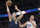 最新NBA比赛:掘金134-124快船约基奇40分17篮板10助攻伦纳德拿下33分。