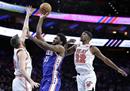 NBA 76人99-101热火恩比德27分12篮板最新比赛情况，巴特勒23分11篮板9助攻。