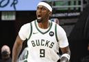 NBA最新战报雄鹿118-113篮网波蒂斯28分13篮板洛佩兹24分10篮板。