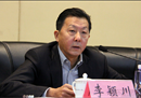 李颖川暂时掌管足球。足协会先过渡，再改变。
