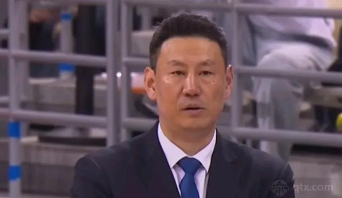 江苏男篮现任主帅李楠
