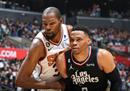 快船无缘NBA季后赛。伦纳德只打了两场比赛。