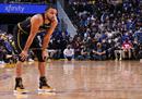 NBA常规赛勇士117-113马刺 库里33分8助文班亚马空砍32分9板5助4断3帽
