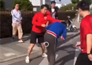 上海德比前，球迷打架，双方各执一词。该小组应杜绝此类事件。