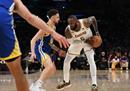 NBA裁判在三场比赛中对有争议的湖人队罚款多达83次罚球。
