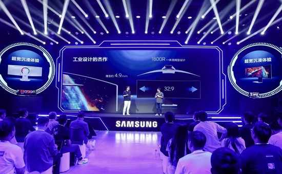 先看评测创始人“Mr厉害”与三星电子大中华区显示设备营销部产品经理李子煊分享三星玄龙骑士OLED G9的游戏体验