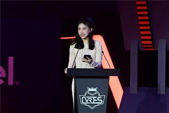 联合主办方代表——当红齐天集团联合创始人 马子涵