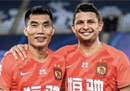 艾克森合影祝福郑智:很幸运能和你成为队友，祝你未来一切顺利。