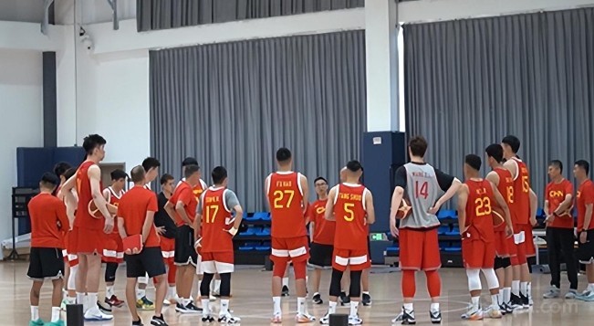 中国男篮开启新集训