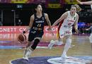 亚洲杯87-81中国女篮韩国女篮韩旭33分11篮板4盖帽，26分8篮板7助攻。