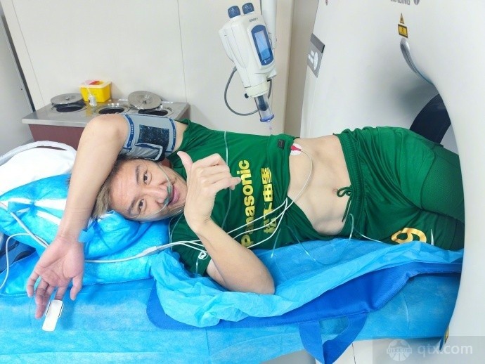 高迪6根肋骨骨折