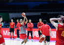 中国男篮将亮相明晚的世界杯，将于26日晚8点迎战塞尔维亚男篮。