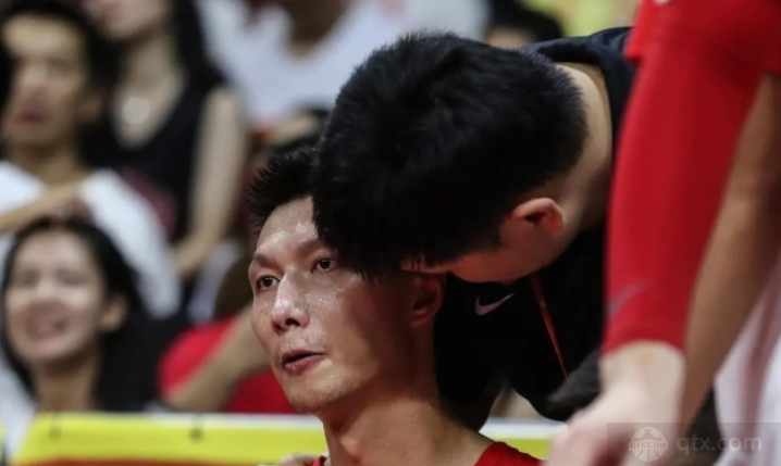 前中国男篮队员易建联