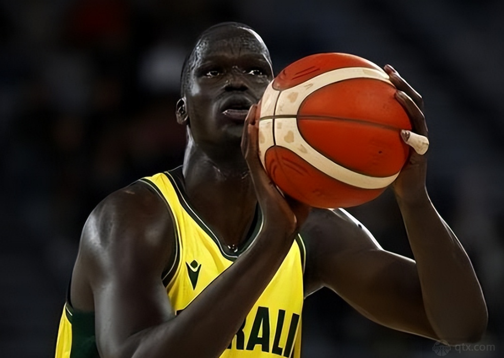 前NBA球员、南苏丹男篮球员索恩·梅克