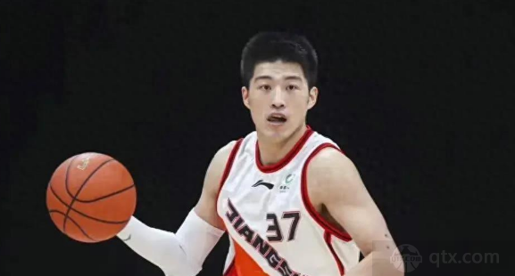 辽宁男篮有意赵率舟