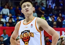 曝周鹏将任深圳男篮主教练 继西热力江后又一位CBA球员兼主教练